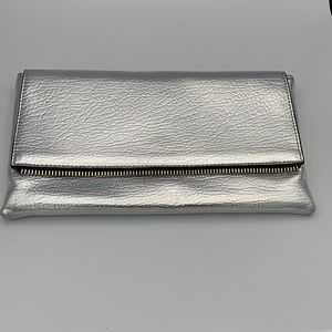 Poverty Flats Metallic Clutch